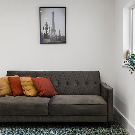 Star London Vivian Avenue 2-Bed Haven Apartman The Hyde Kültér fotó