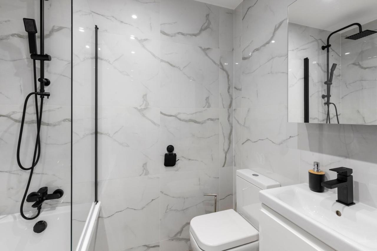 Star London Vivian Avenue 2-Bed Haven Apartman The Hyde Kültér fotó